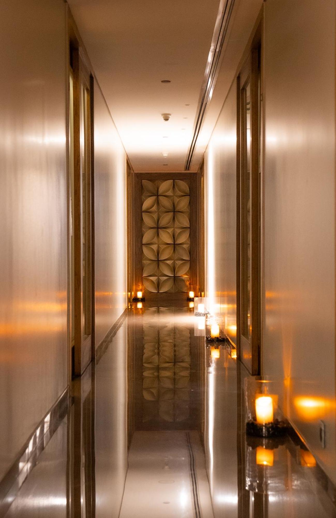 Marriott Suites Пуна Экстерьер фото